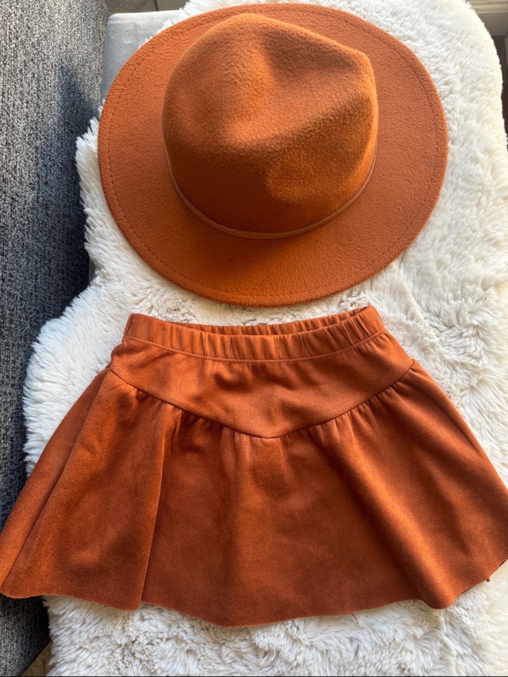 Cynthia Rowley XS Toddler (4) Flared Mini Skirt in Burnt Orange & Matching Hat